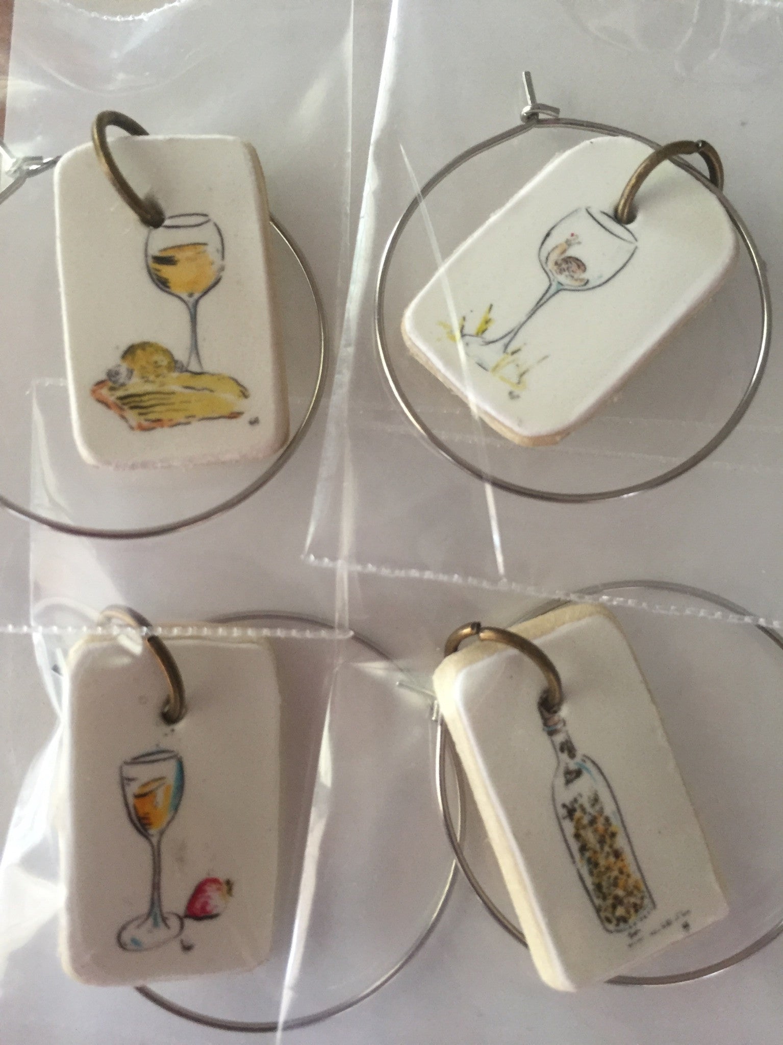 Set of 4 wine charms